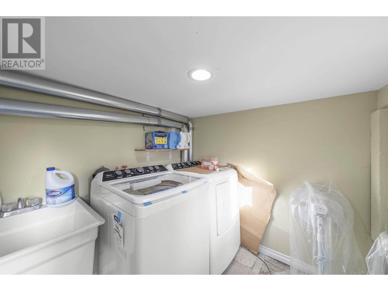 Listing Picture 21 of 31 : 3088 E GEORGIA STREET, Vancouver / 溫哥華 - 魯藝地產 Yvonne Lu Group - MLS Medallion Club Member