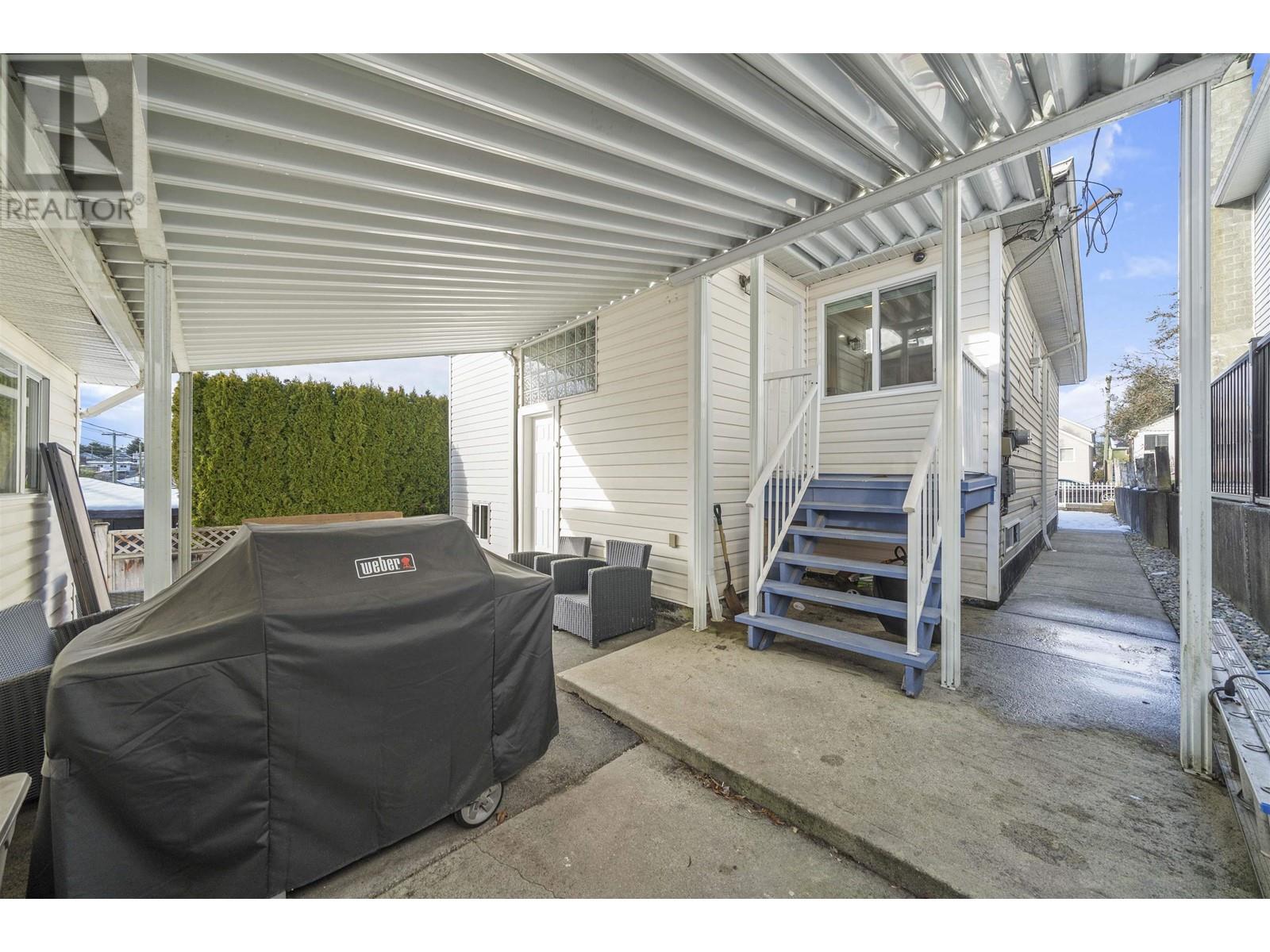 Listing Picture 19 of 31 : 3088 E GEORGIA STREET, Vancouver / 溫哥華 - 魯藝地產 Yvonne Lu Group - MLS Medallion Club Member