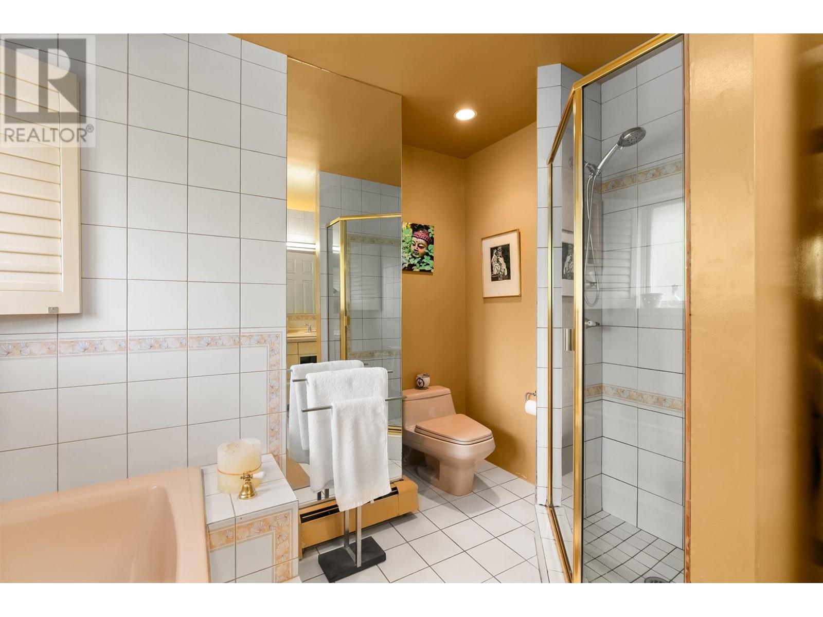 Listing Picture 23 of 33 : 4220 NAUTILUS CLOSE, Vancouver / 溫哥華 - 魯藝地產 Yvonne Lu Group - MLS Medallion Club Member