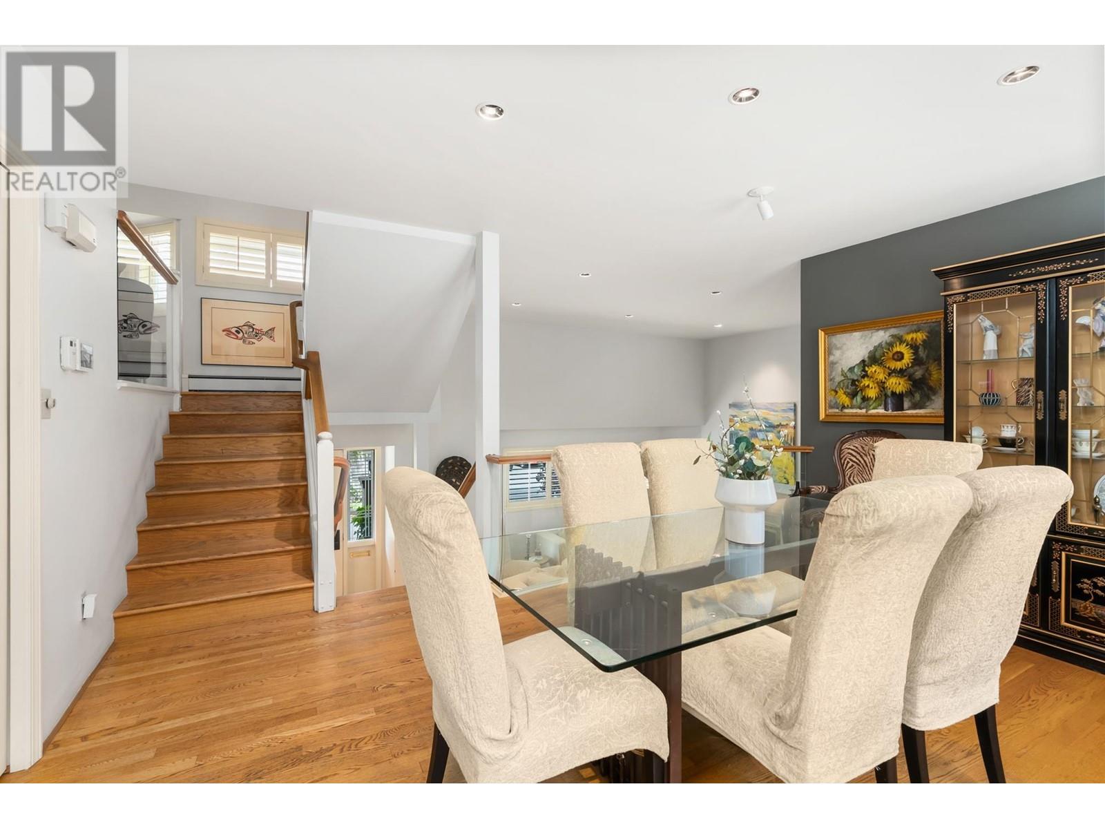 Listing Picture 8 of 33 : 4220 NAUTILUS CLOSE, Vancouver / 溫哥華 - 魯藝地產 Yvonne Lu Group - MLS Medallion Club Member
