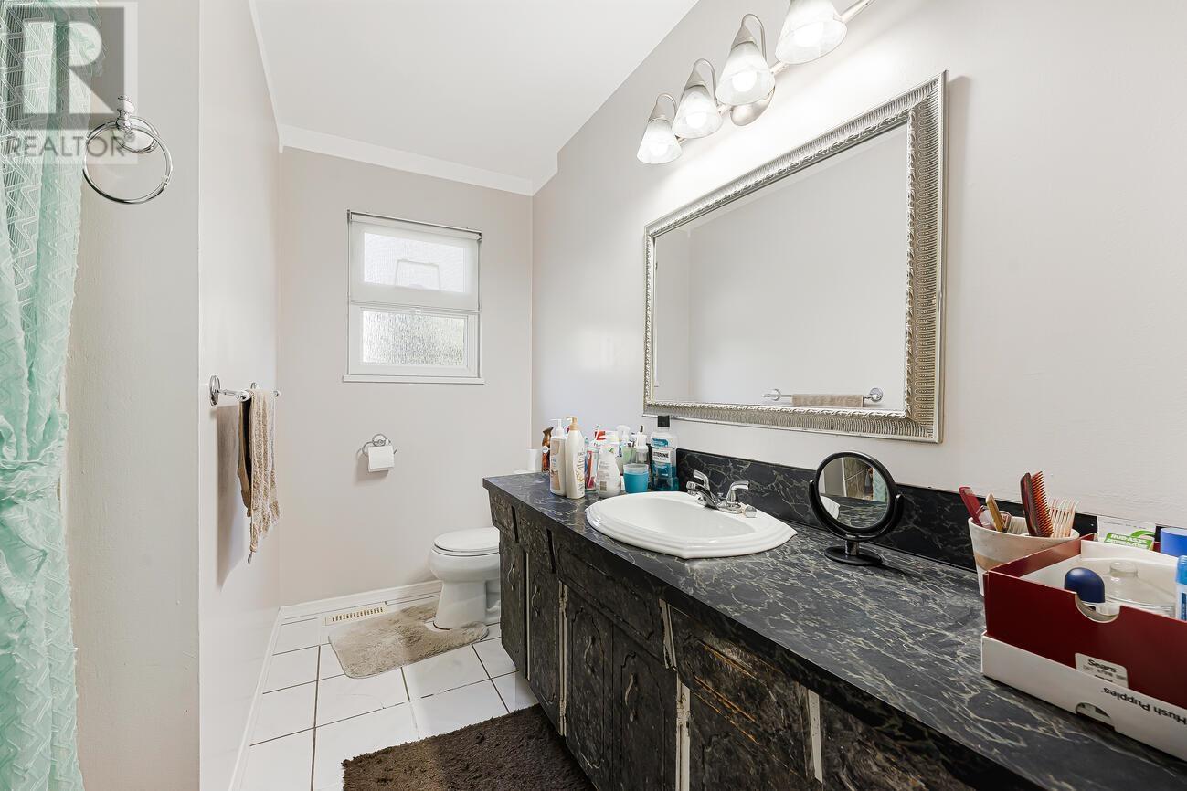 2119 Salisbury Avenue, Port Coquitlam, British Columbia  V3B 5L5 - Photo 10 - R2965306