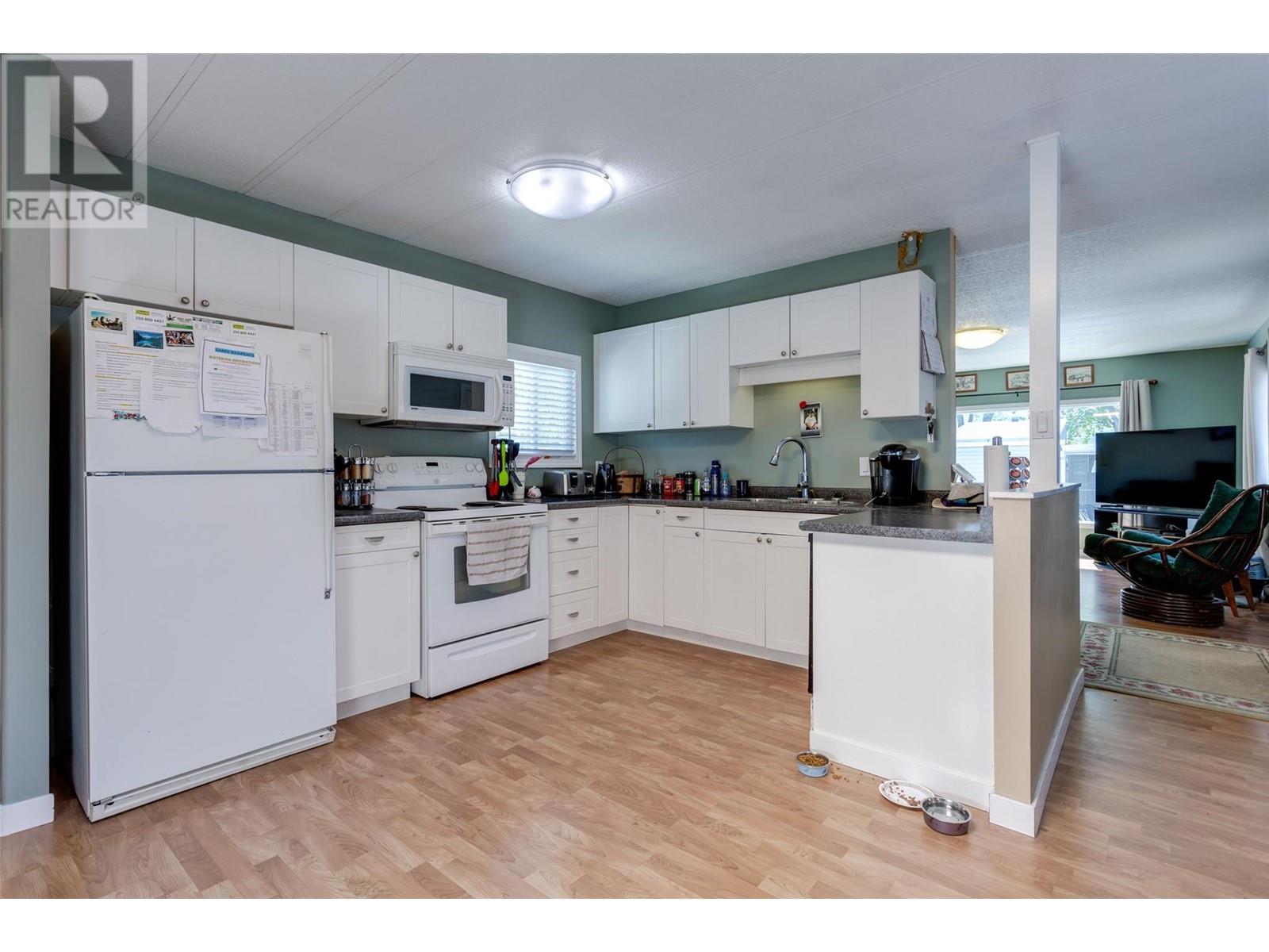2095 Boucherie Road Unit# 15, Westbank, British Columbia  V4T 1Z4 - Photo 10 - 10334948