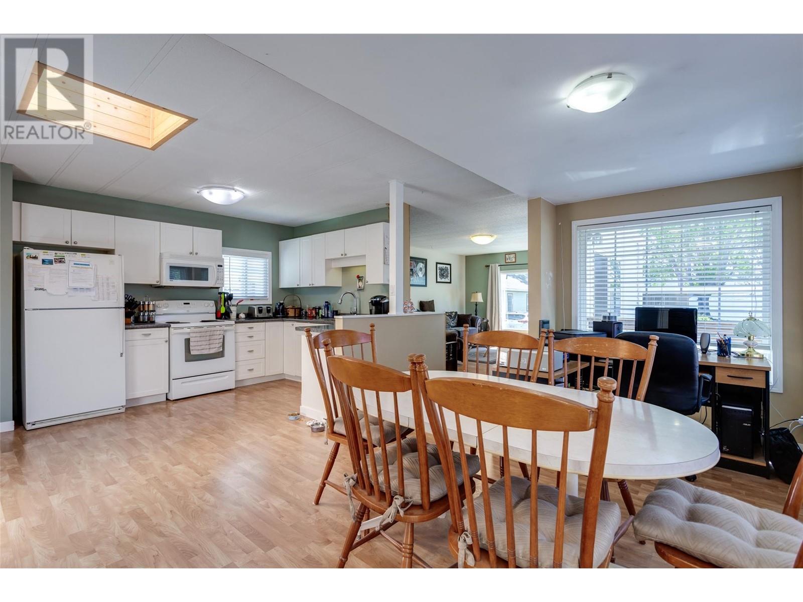2095 Boucherie Road Unit# 15, Westbank, British Columbia  V4T 1Z4 - Photo 13 - 10334948