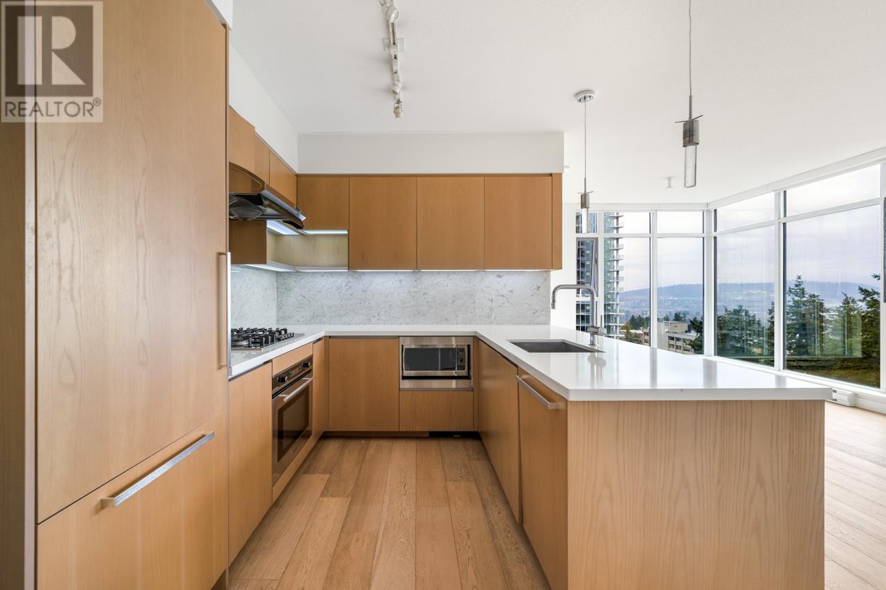 Listing Picture 4 of 33 : 1810 6588 NELSON AVENUE, Burnaby / 本拿比 - 魯藝地產 Yvonne Lu Group - MLS Medallion Club Member