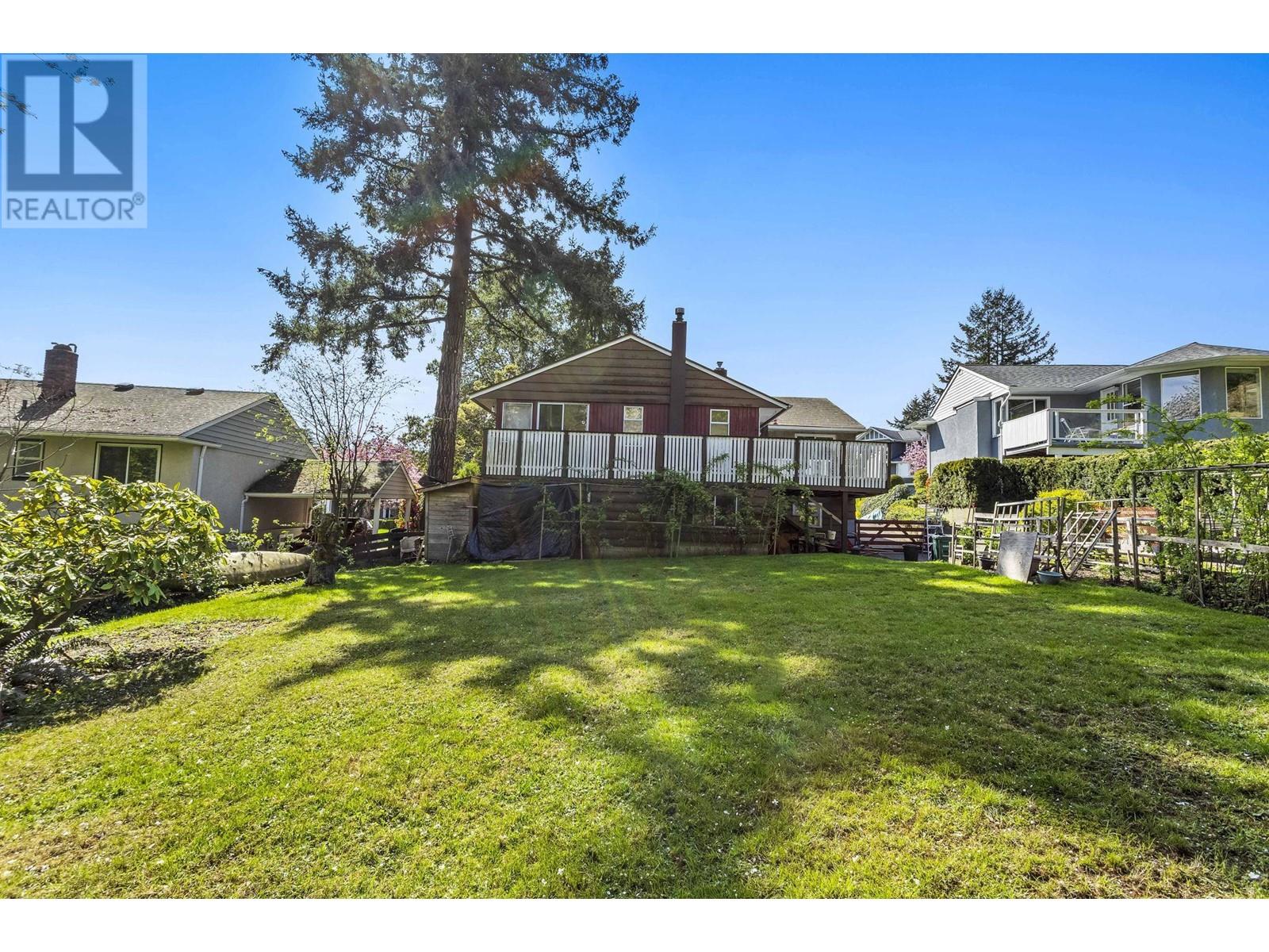 7950 Joffre Avenue, Burnaby, British Columbia  V5J 3L1 - Photo 28 - R2965270