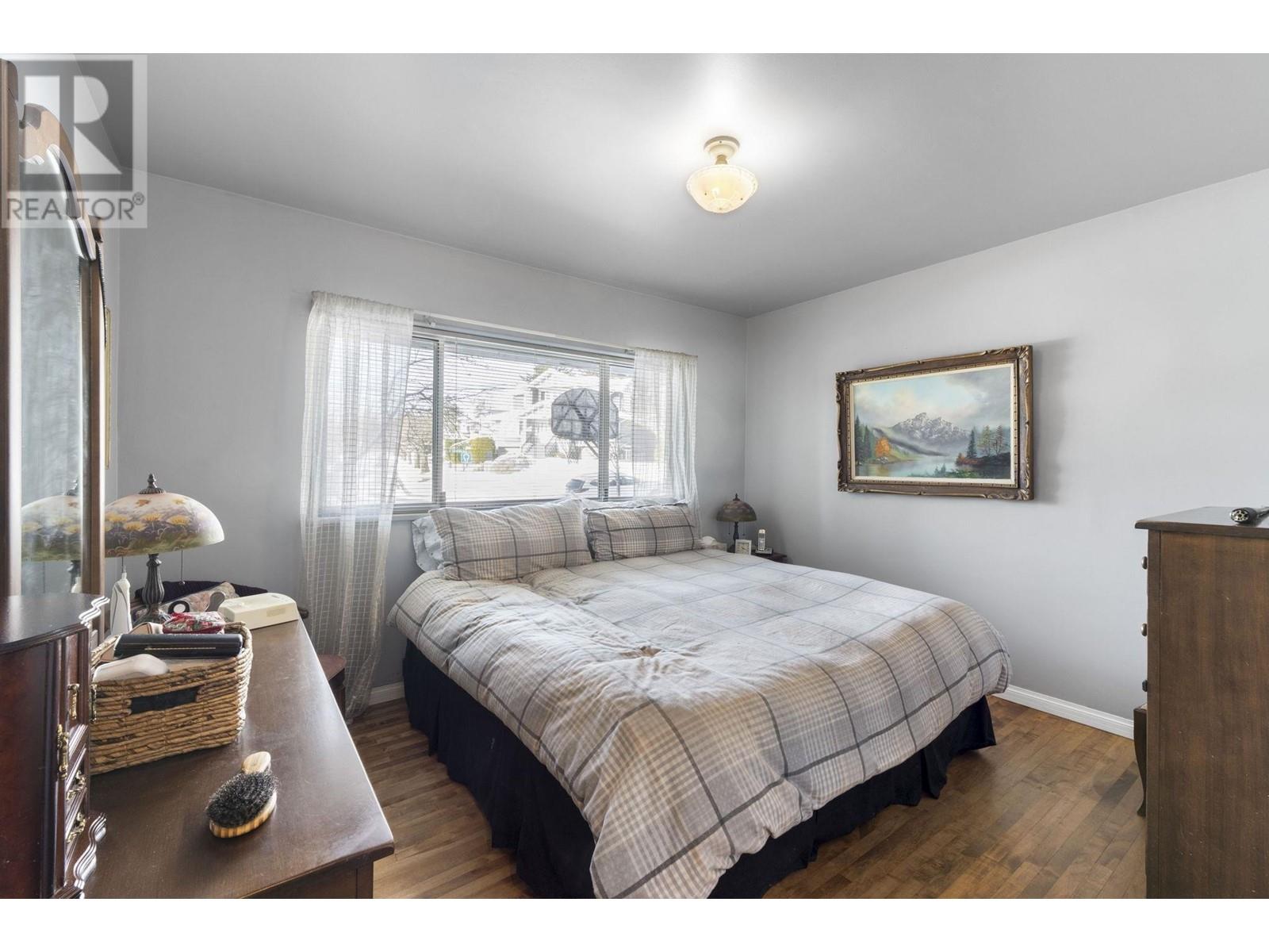7950 Joffre Avenue, Burnaby, British Columbia  V5J 3L1 - Photo 16 - R2965270