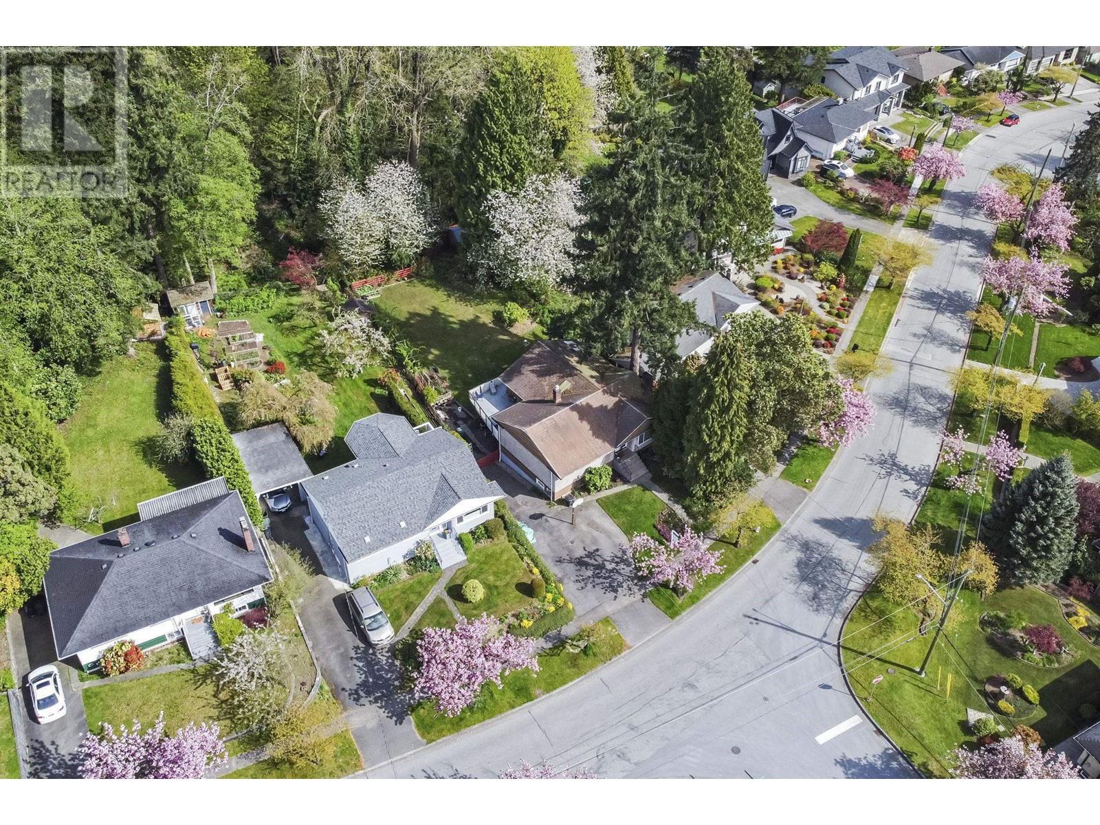 7950 Joffre Avenue, Burnaby, British Columbia  V5J 3L1 - Photo 36 - R2965270