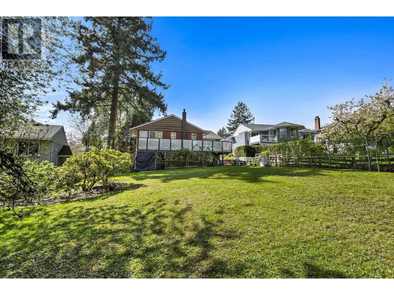7950 Joffre Avenue, Burnaby, British Columbia  V5J 3L1 - Photo 27 - R2965270