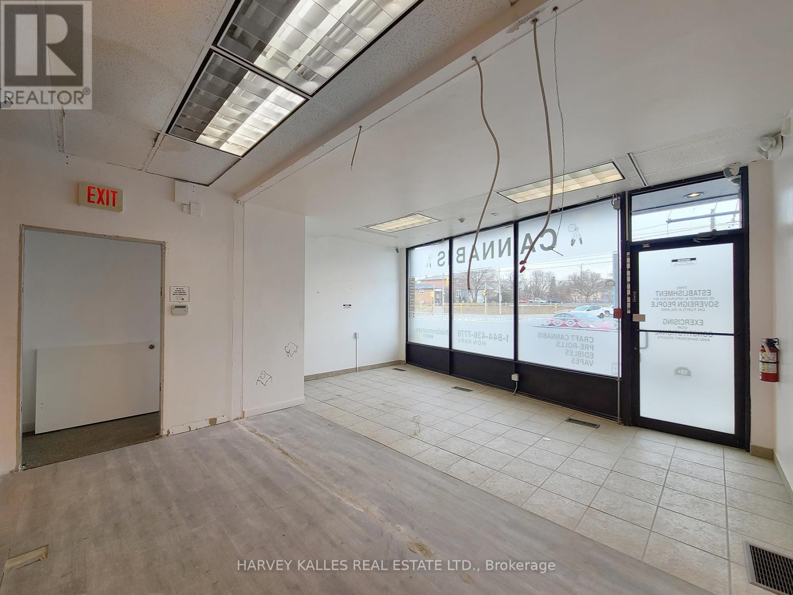 3813 Lake Shore Boulevard W, Toronto (Long Branch), Ontario  M8W 1R2 - Photo 11 - W11966130