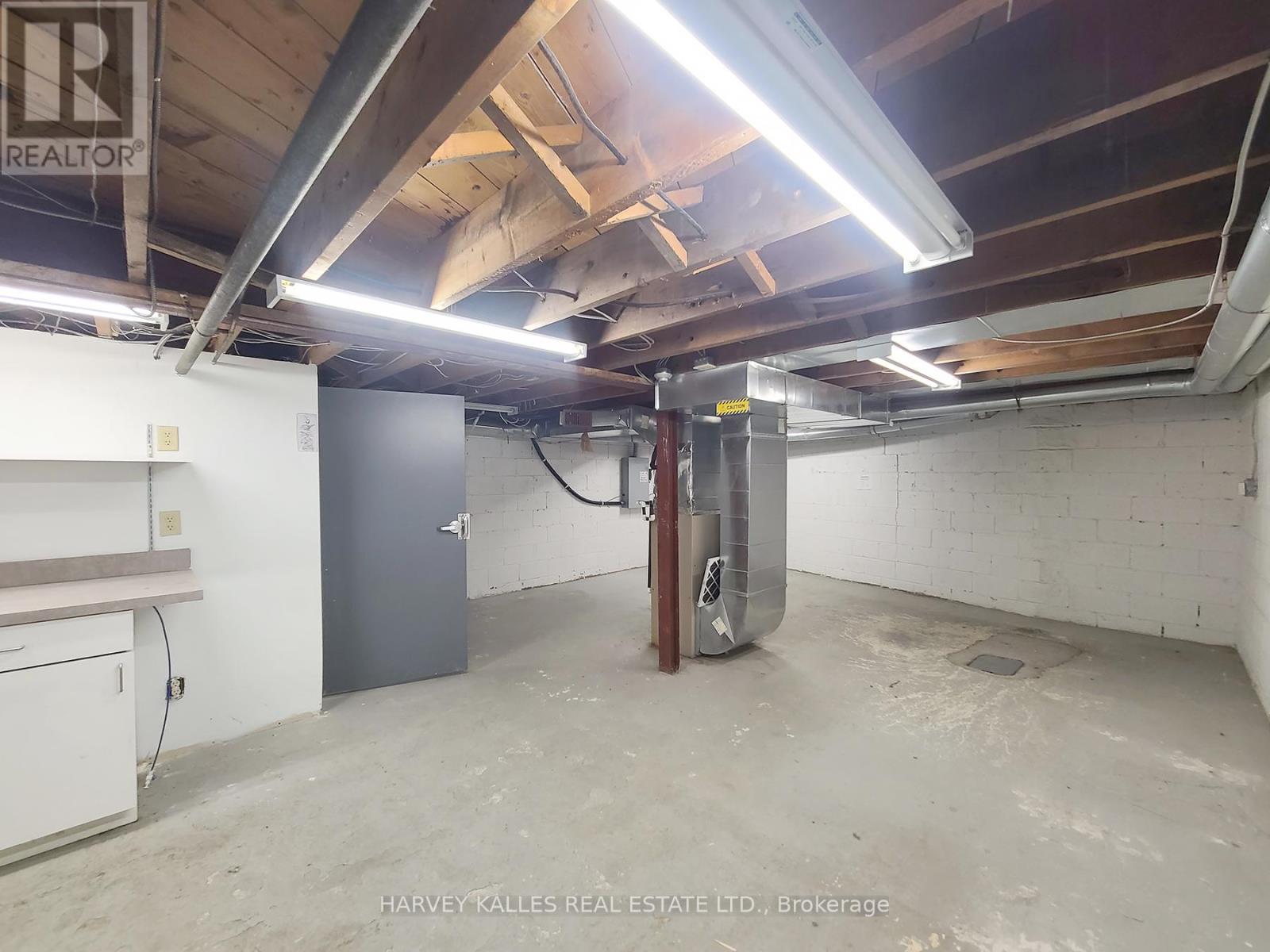 3813 Lake Shore Boulevard W, Toronto (Long Branch), Ontario  M8W 1R2 - Photo 14 - W11966130