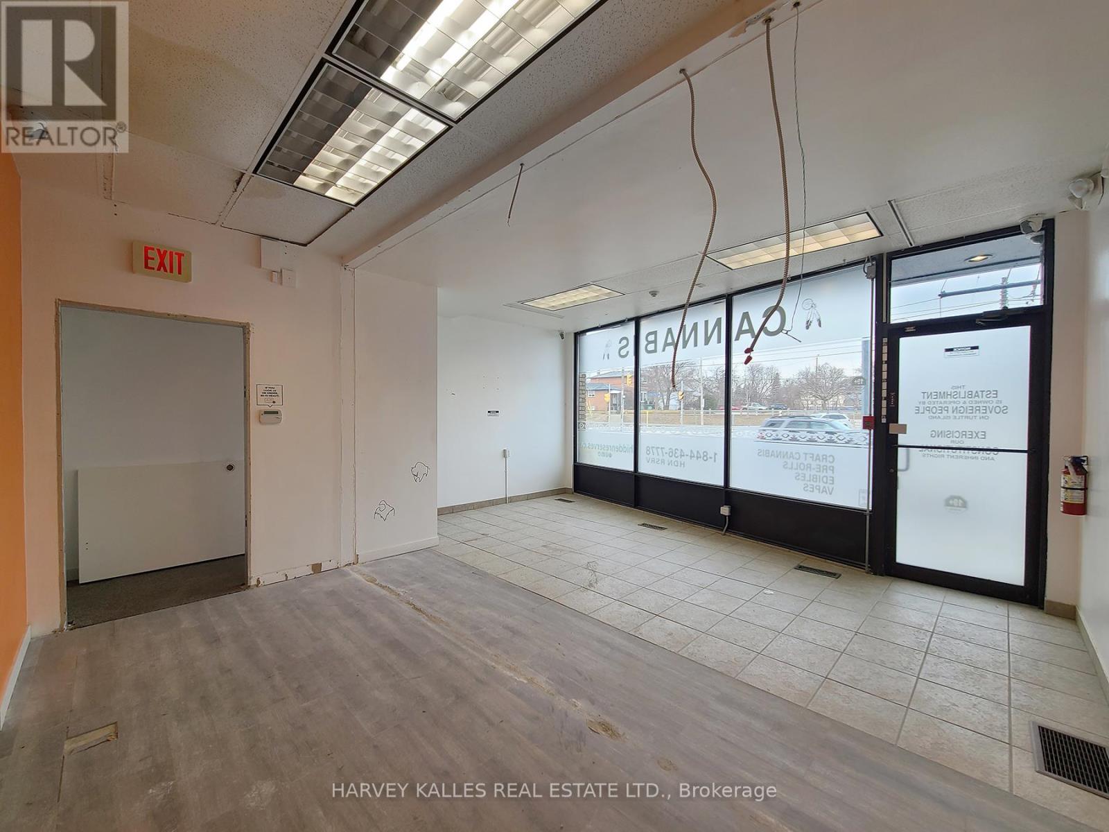 3813 Lake Shore Boulevard W, Toronto (Long Branch), Ontario  M8W 1R2 - Photo 7 - W11966130