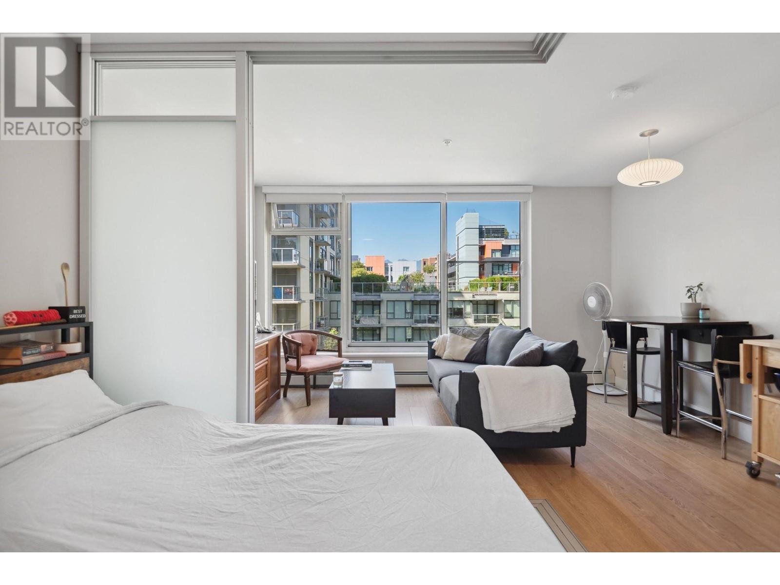 Listing Picture 8 of 23 : 623 1783 MANITOBA STREET, Vancouver / 溫哥華 - 魯藝地產 Yvonne Lu Group - MLS Medallion Club Member