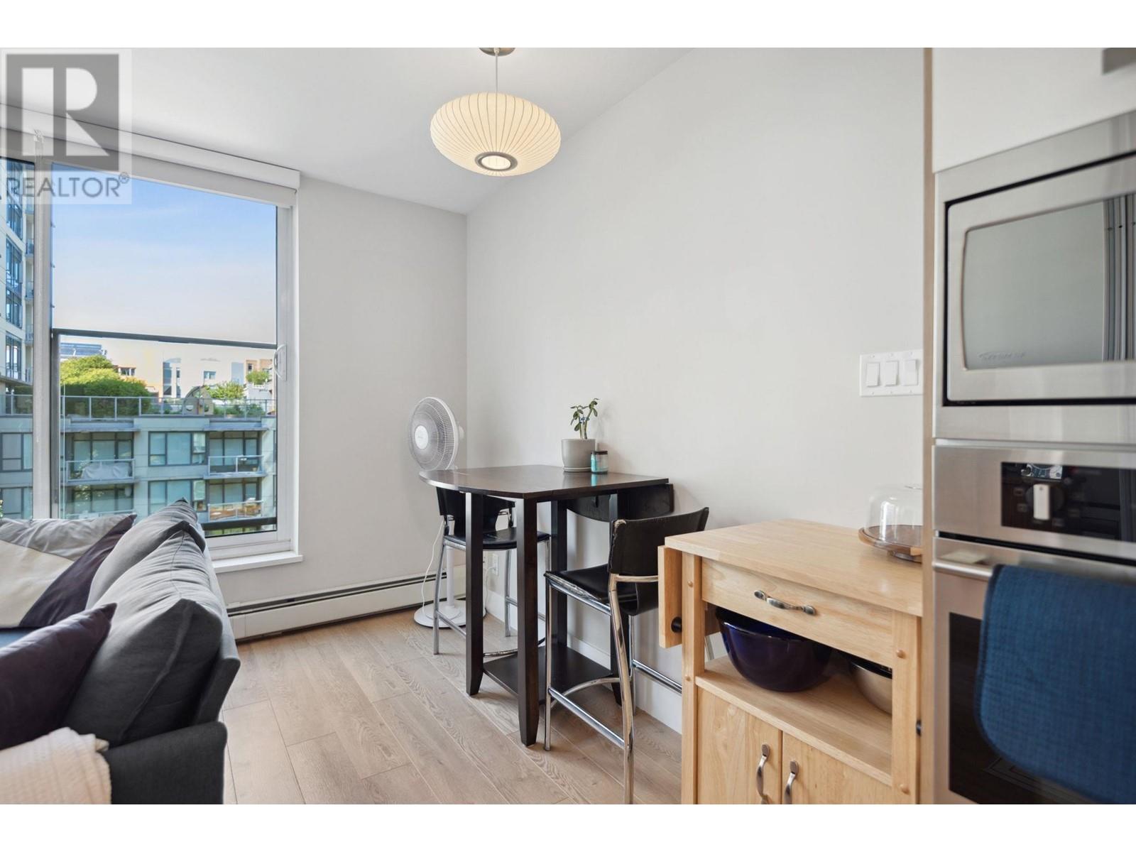 Listing Picture 7 of 23 : 623 1783 MANITOBA STREET, Vancouver / 溫哥華 - 魯藝地產 Yvonne Lu Group - MLS Medallion Club Member