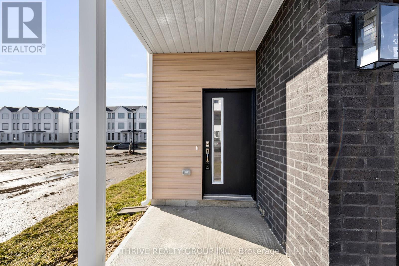 Property at 78 - 1595 CAPRI CRESCENT image 3
