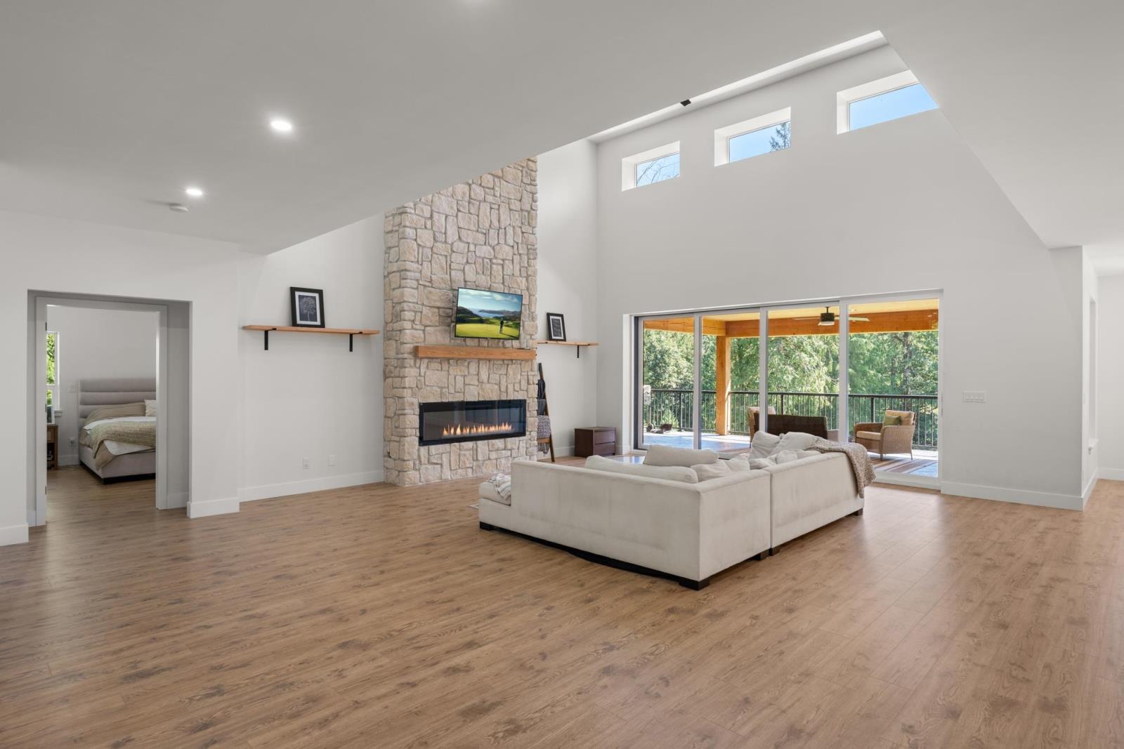 Property at 4736 BRUCE ROAD image 4