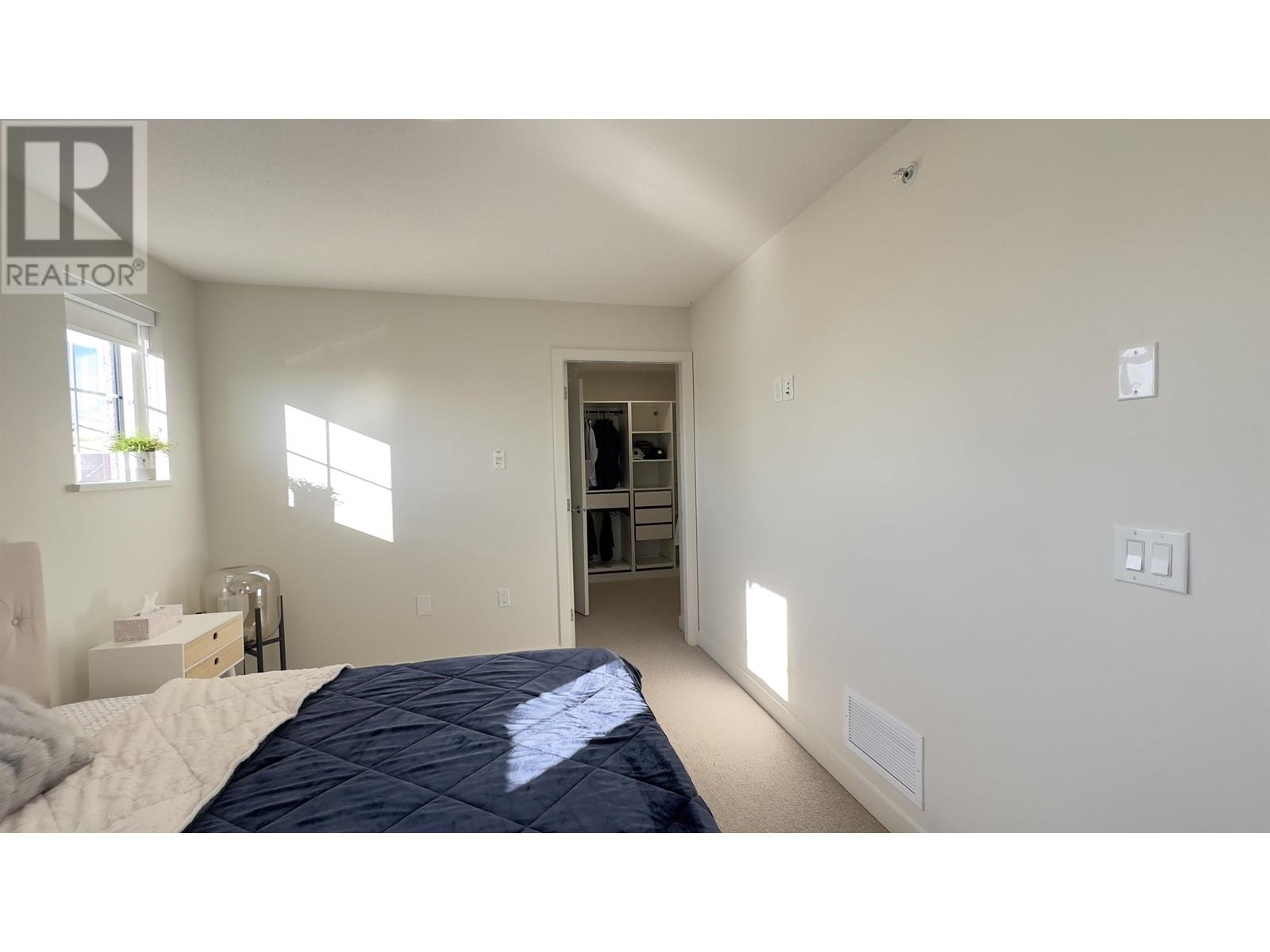 Listing Picture 16 of 33 : 8588 OSLER STREET, Vancouver / 溫哥華 - 魯藝地產 Yvonne Lu Group - MLS Medallion Club Member