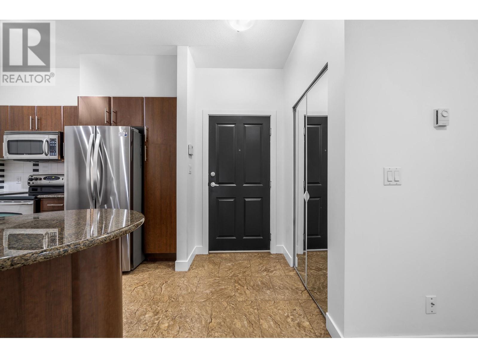 107 2330 Wilson Avenue, Port Coquitlam, British Columbia  V3C 1Z6 - Photo 2 - R2962675