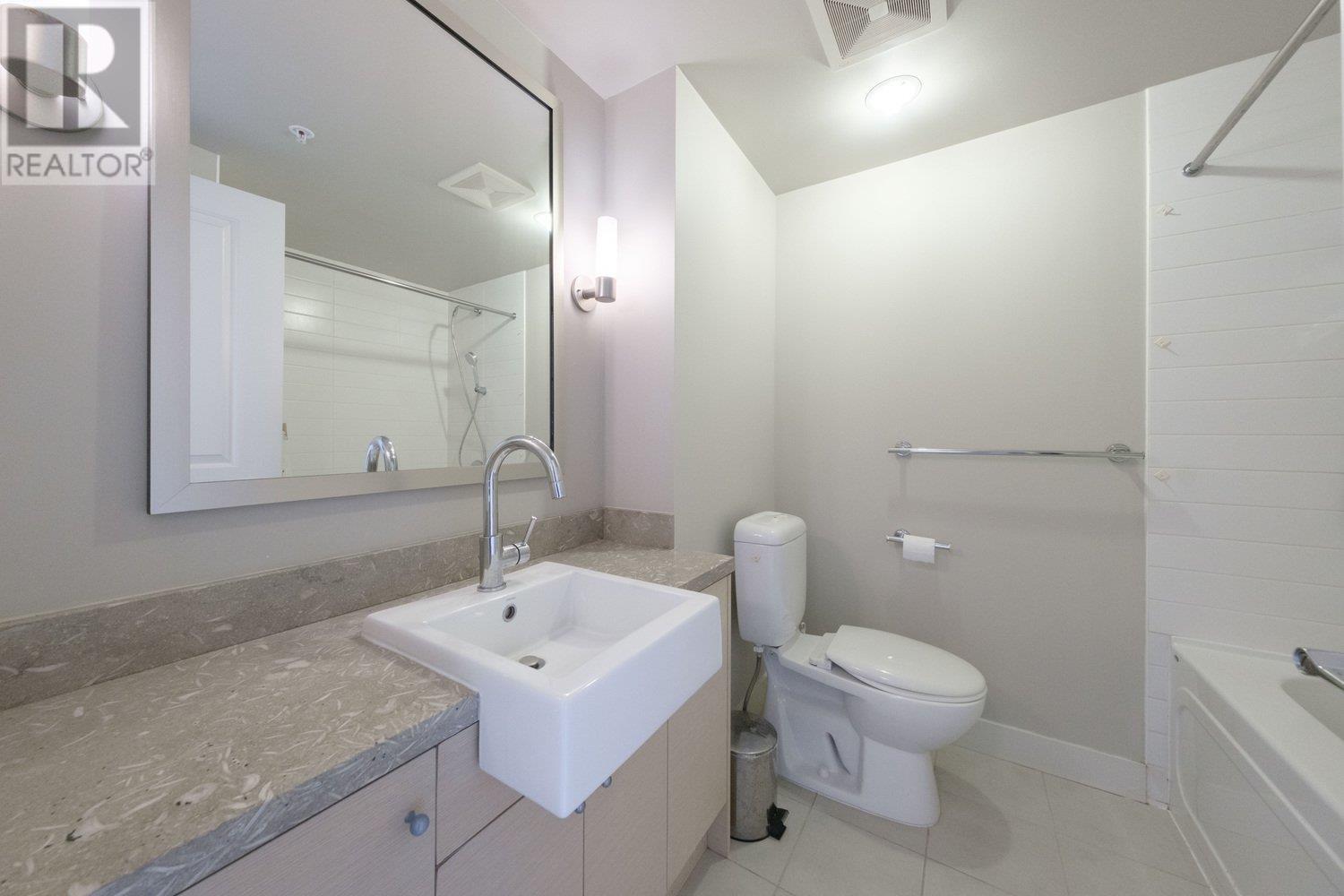 Listing Picture 20 of 29 : 1701 6333 KATSURA STREET, Richmond / 烈治文 - 魯藝地產 Yvonne Lu Group - MLS Medallion Club Member
