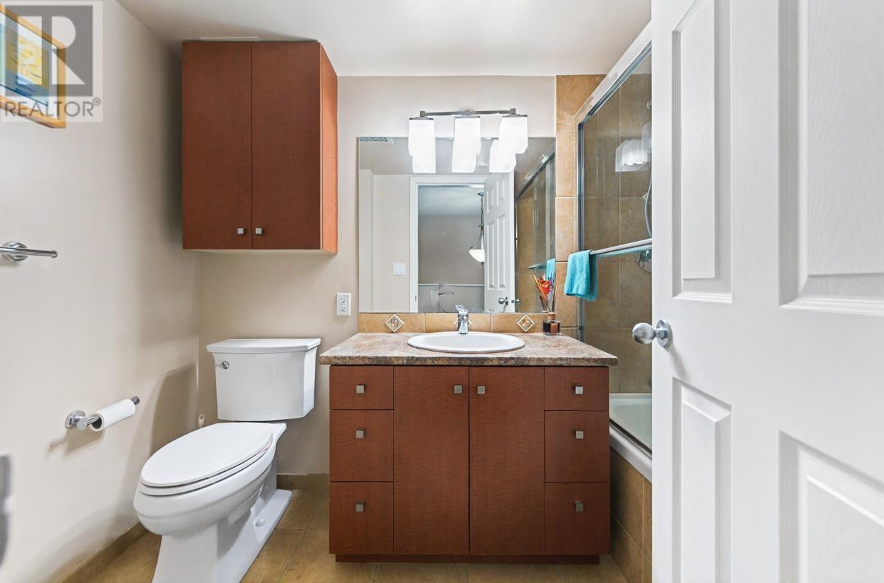 Listing Picture 17 of 21 : 303 4101 YEW STREET, Vancouver / 溫哥華 - 魯藝地產 Yvonne Lu Group - MLS Medallion Club Member