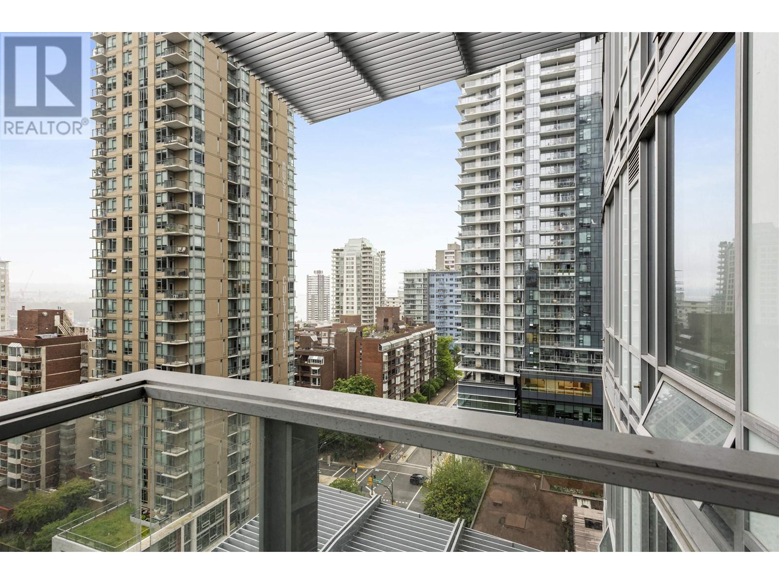 Listing Picture 10 of 19 : 1809 1283 HOWE STREET, Vancouver / 溫哥華 - 魯藝地產 Yvonne Lu Group - MLS Medallion Club Member