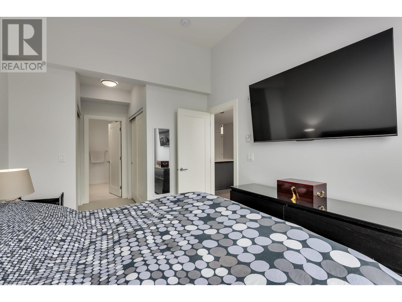 Listing Picture 11 of 28 : 413 13040 NO. 2 ROAD, Richmond / 烈治文 - 魯藝地產 Yvonne Lu Group - MLS Medallion Club Member