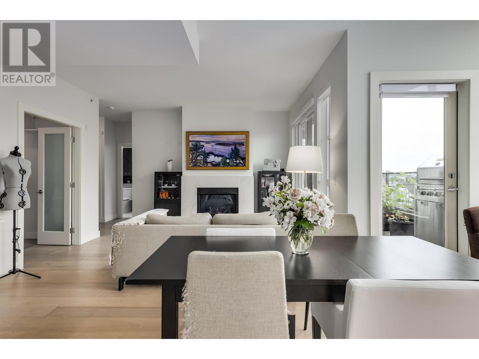 Listing Picture 5 of 28 : 413 13040 NO. 2 ROAD, Richmond / 烈治文 - 魯藝地產 Yvonne Lu Group - MLS Medallion Club Member