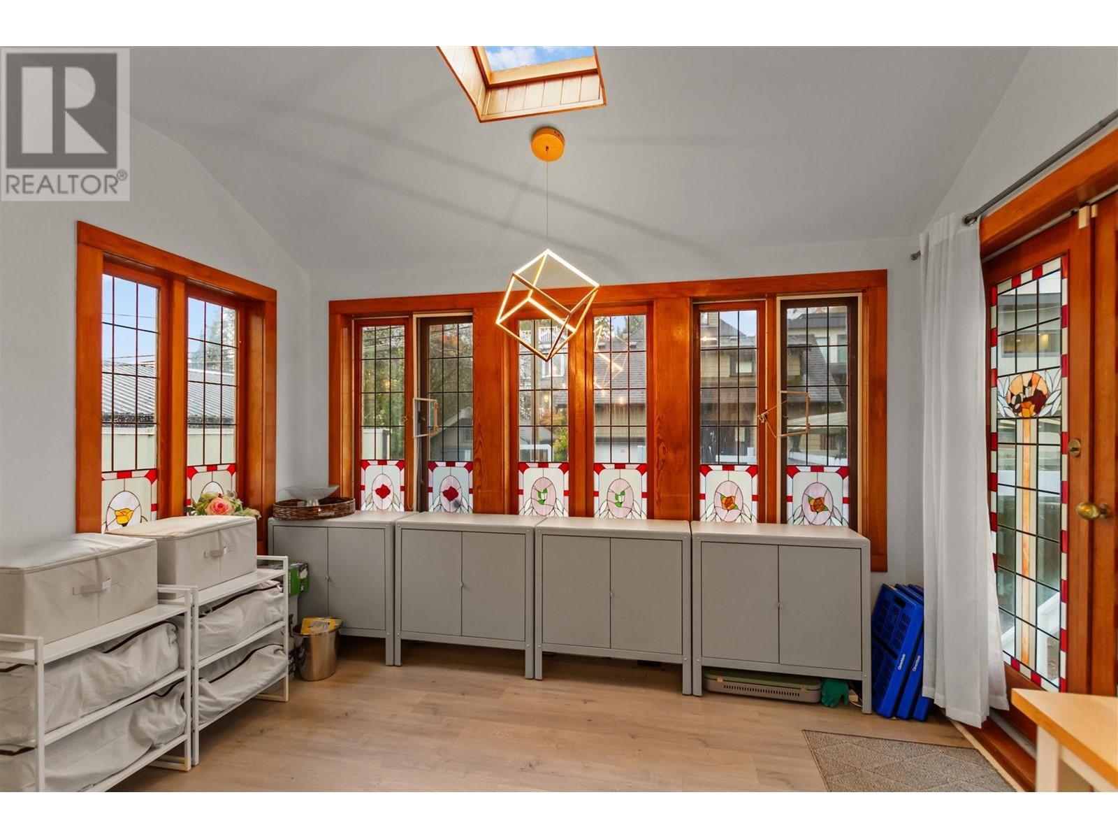 4190 W 11th Avenue, Vancouver, British Columbia  V6R 2L6 - Photo 10 - R2965341