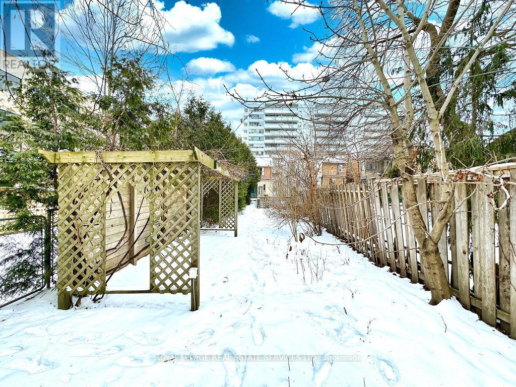 23 Edith Drive, Toronto, Ontario  M4R 1Y9 - Photo 37 - C11966141