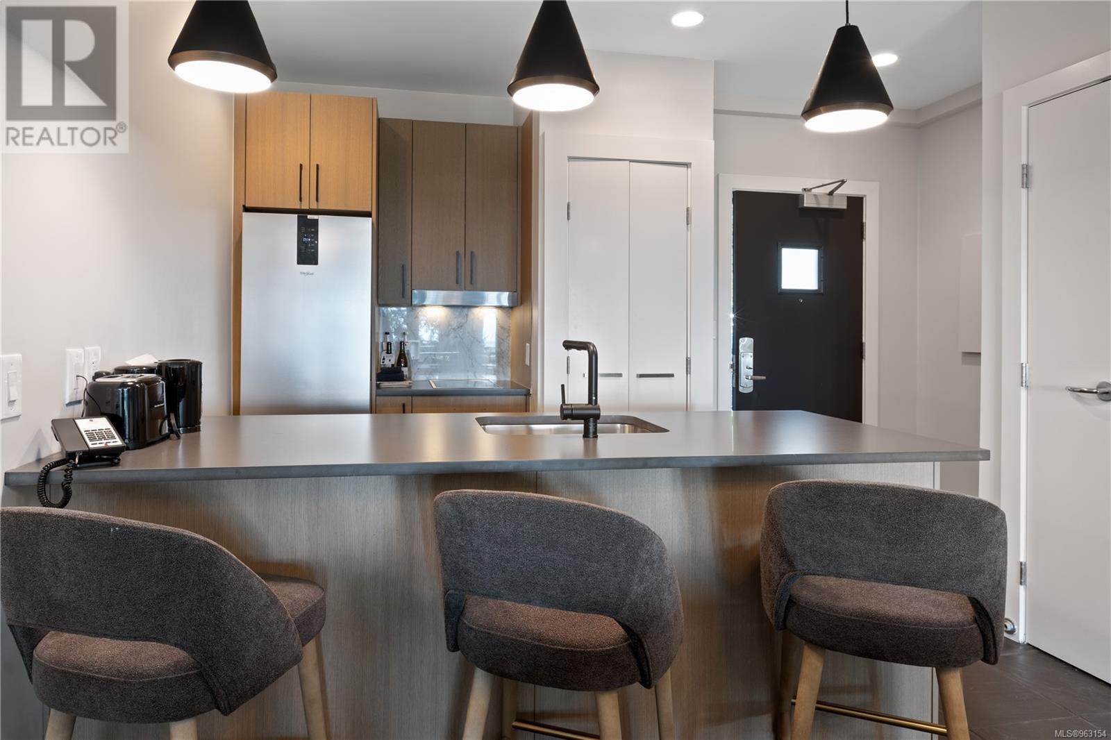 Property at 1903 596 Marine Dr image 3