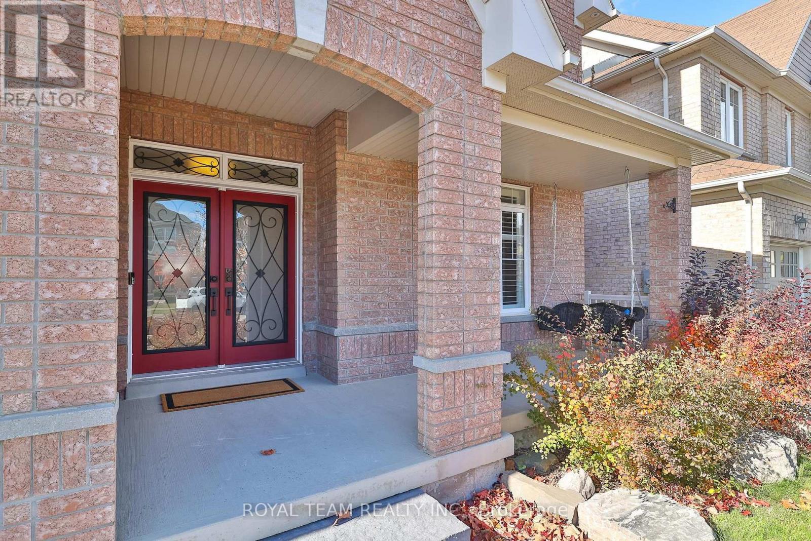 Property at 84 WYNDHAM CIRCLE image 2