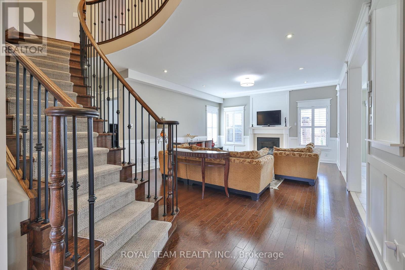 Property at 84 WYNDHAM CIRCLE image 5