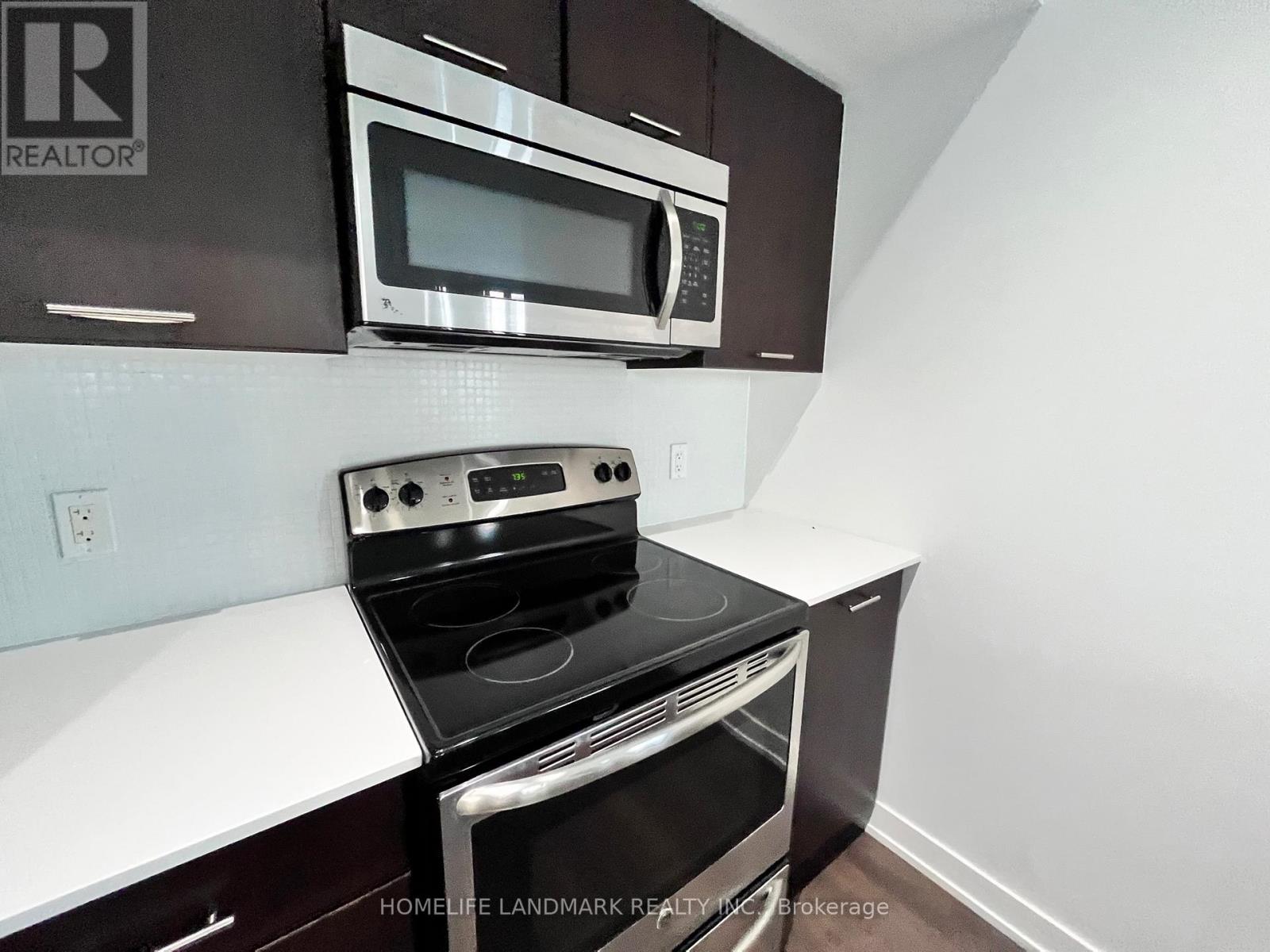 2703 - 2212 Lake Shore Boulevard W, Toronto, Ontario  M8V 1A4 - Photo 6 - W11966193