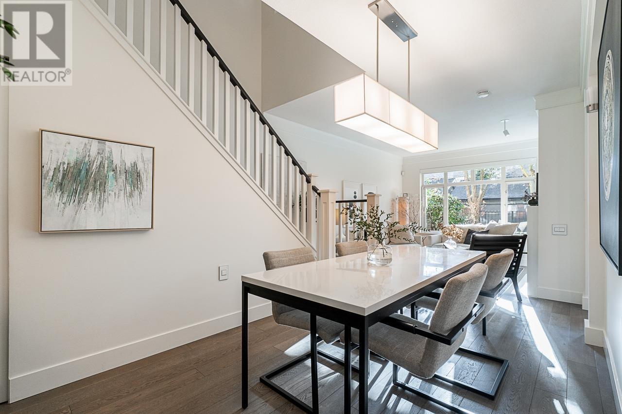 Listing Picture 18 of 40 : 109 3088 W 41ST AVENUE, Vancouver / 溫哥華 - 魯藝地產 Yvonne Lu Group - MLS Medallion Club Member