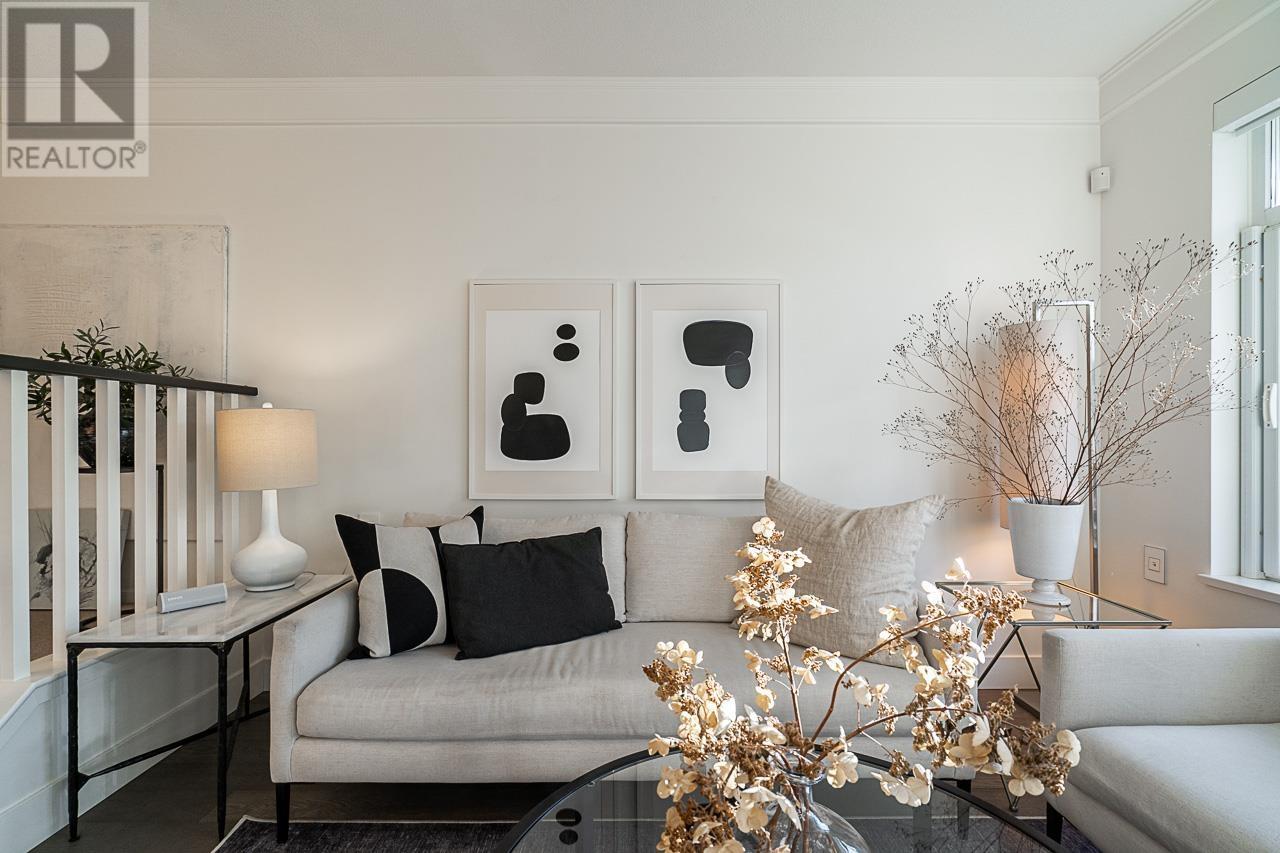 Listing Picture 15 of 40 : 109 3088 W 41ST AVENUE, Vancouver / 溫哥華 - 魯藝地產 Yvonne Lu Group - MLS Medallion Club Member