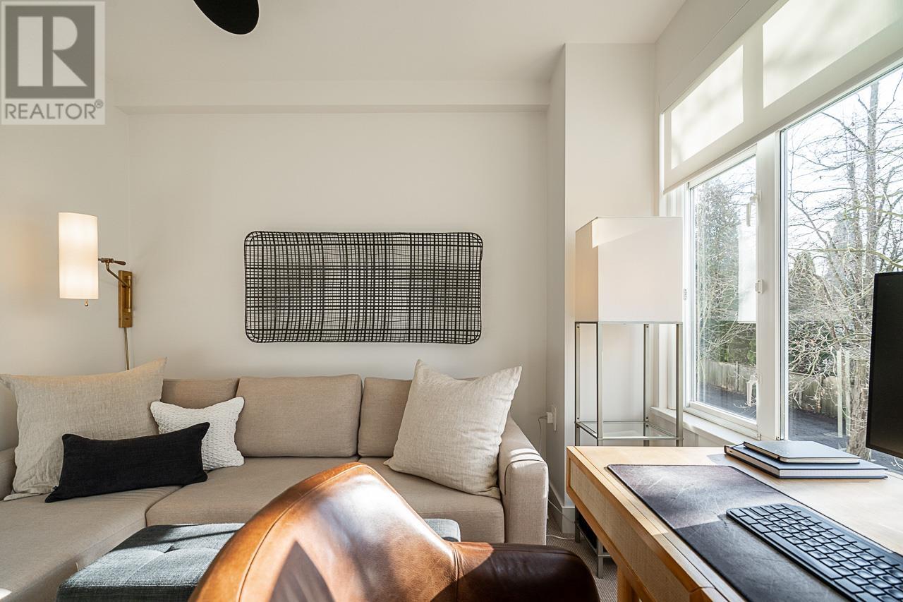 Listing Picture 26 of 40 : 109 3088 W 41ST AVENUE, Vancouver / 溫哥華 - 魯藝地產 Yvonne Lu Group - MLS Medallion Club Member