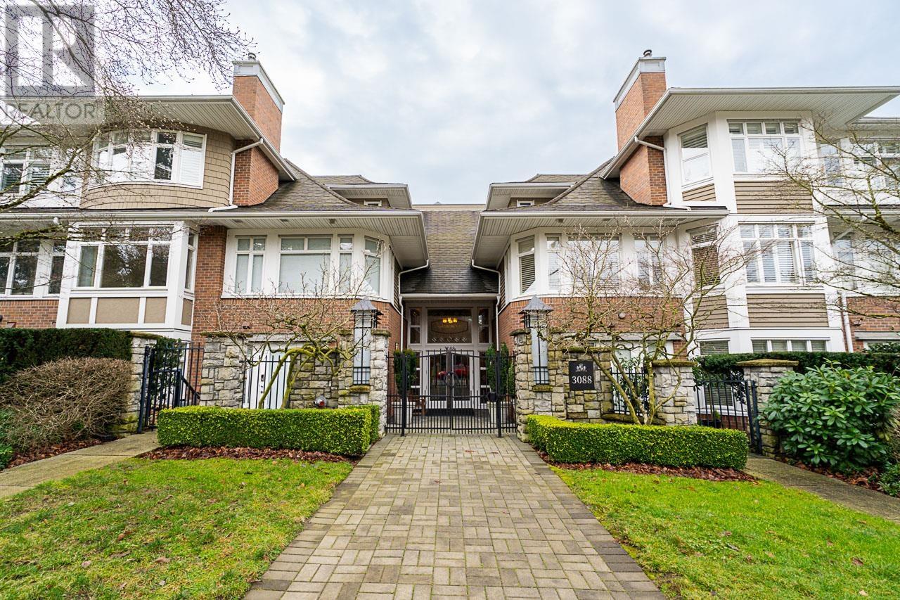 Listing Picture 39 of 40 : 109 3088 W 41ST AVENUE, Vancouver / 溫哥華 - 魯藝地產 Yvonne Lu Group - MLS Medallion Club Member