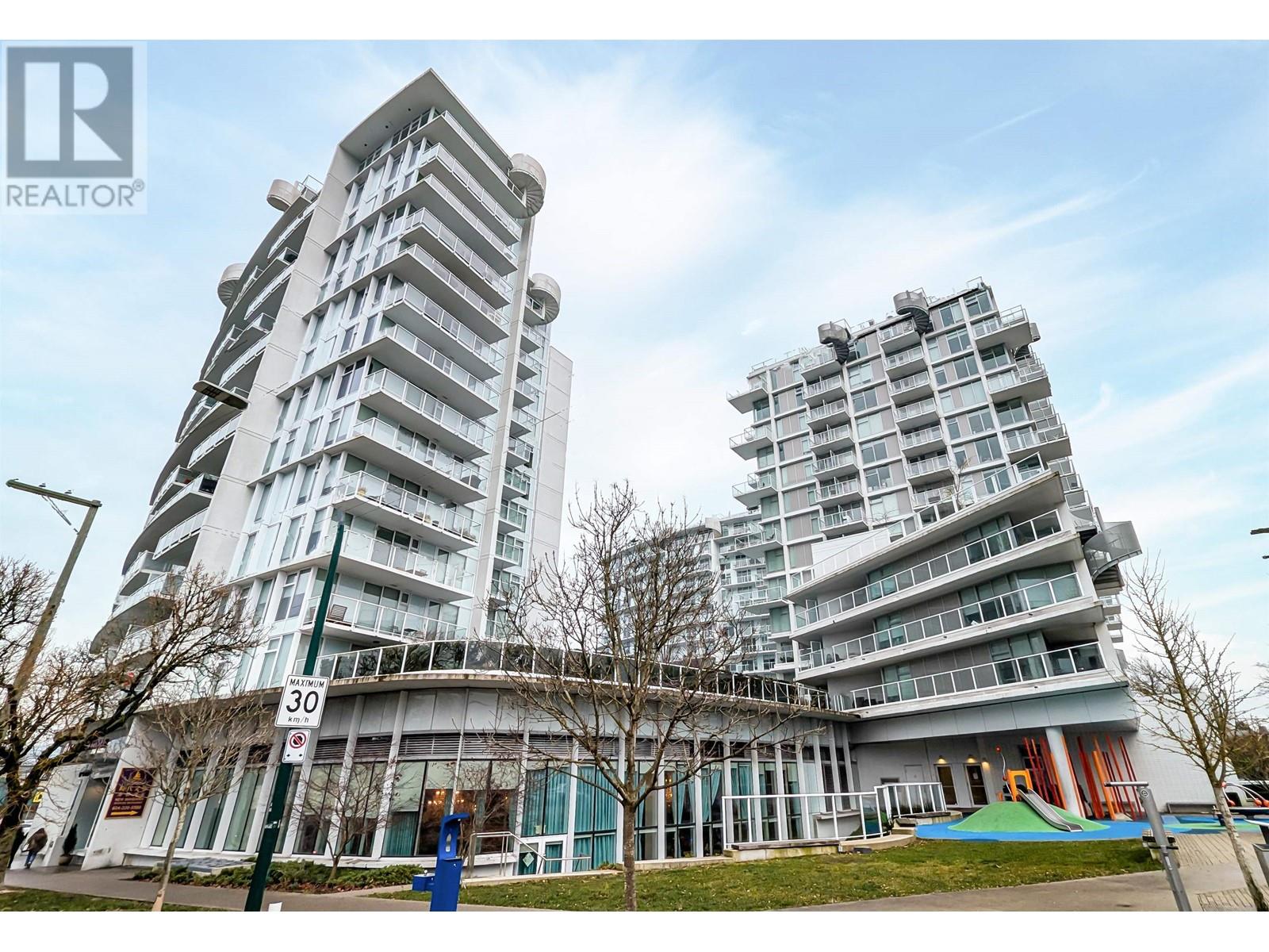 1005 4638 Gladstone Street, Vancouver, British Columbia  V5N 0G5 - Photo 1 - R2965209