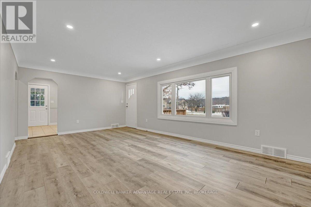 1410 Balfour Street, Pelham, Ontario  L0S 1C0 - Photo 11 - X11966343