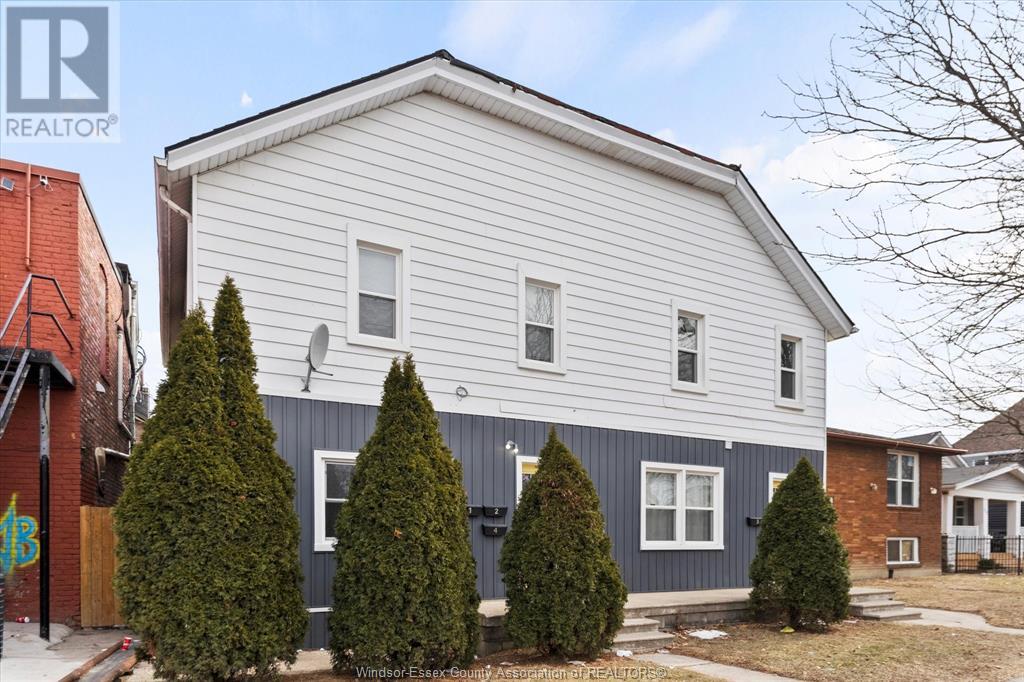 314 Bruce Avenue, Windsor, Ontario  N9A 4W5 - Photo 3 - 25002521
