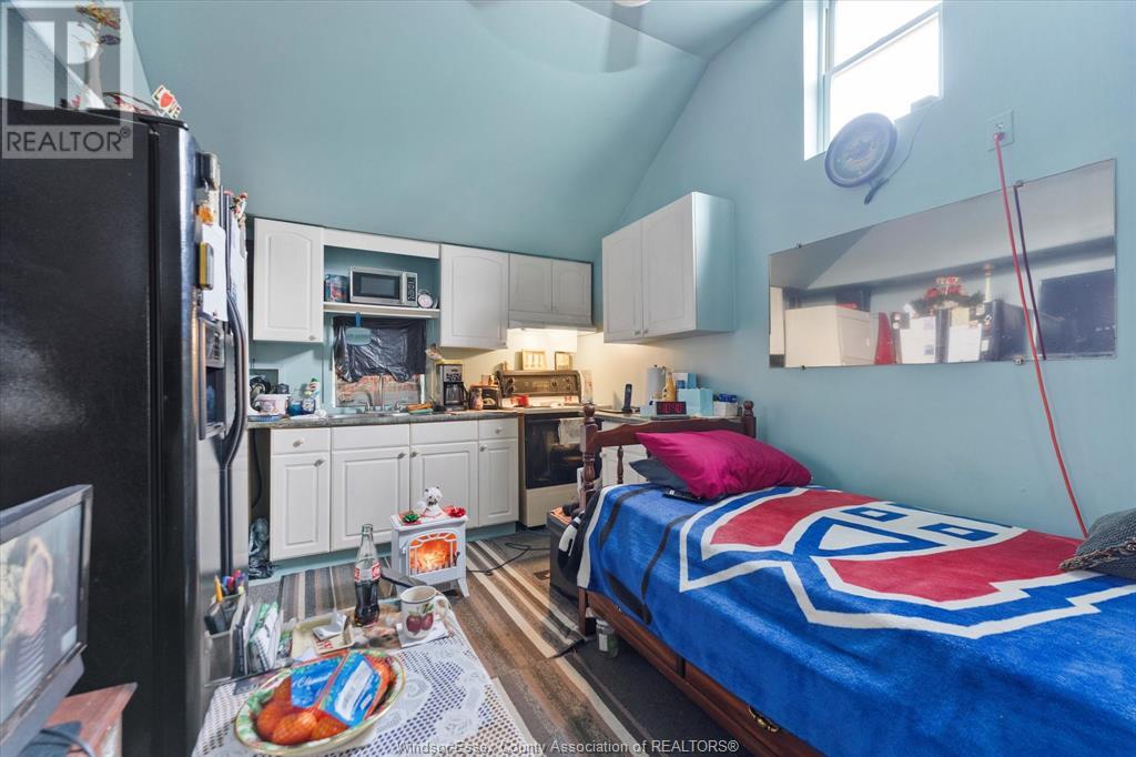 314 Bruce Avenue, Windsor, Ontario  N9A 4W5 - Photo 10 - 25002521