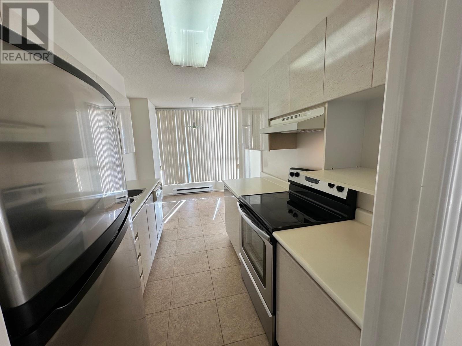 Listing Picture 9 of 20 : 604 7995 WESTMINSTER HIGHWAY, Richmond / 烈治文 - 魯藝地產 Yvonne Lu Group - MLS Medallion Club Member