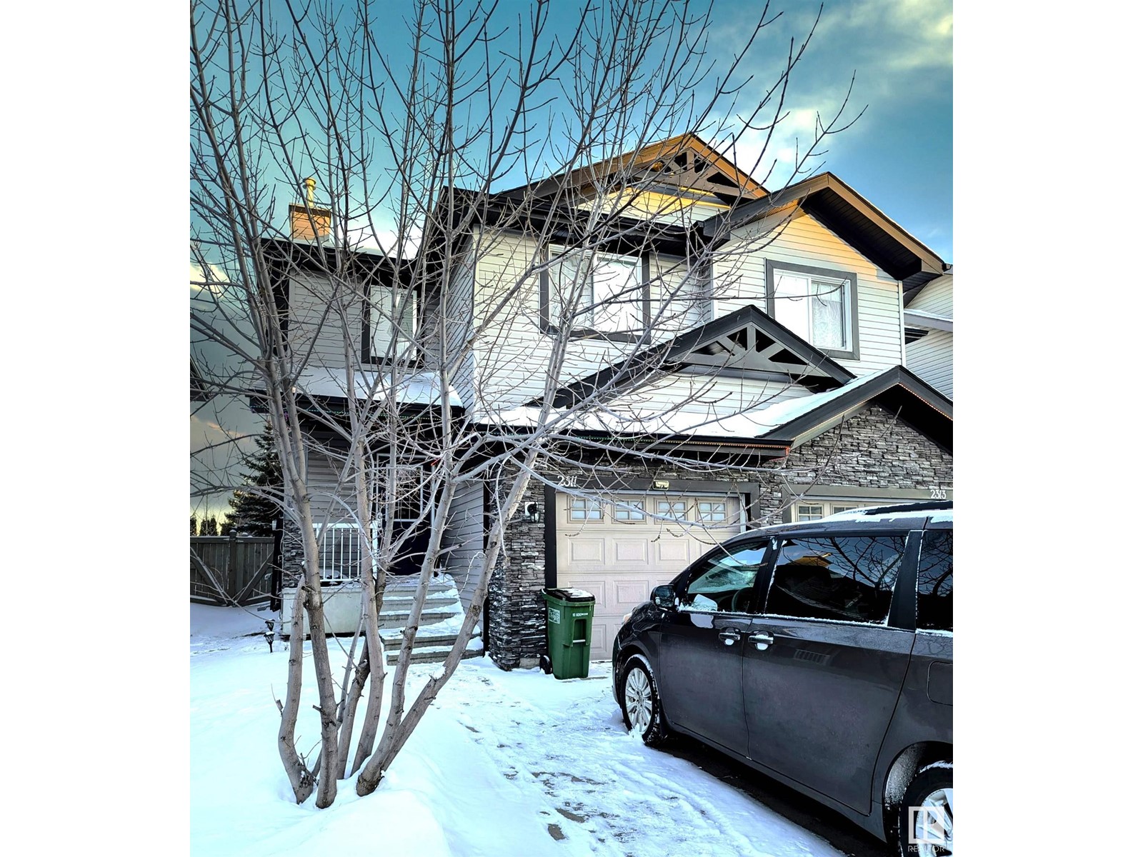 2311 Lemieux Pl Nw, Edmonton, Alberta  T6R 0C2 - Photo 1 - E4420892