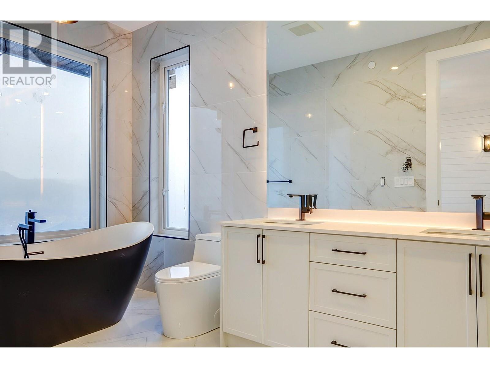 Property at 8928 Tavistock Road image 5