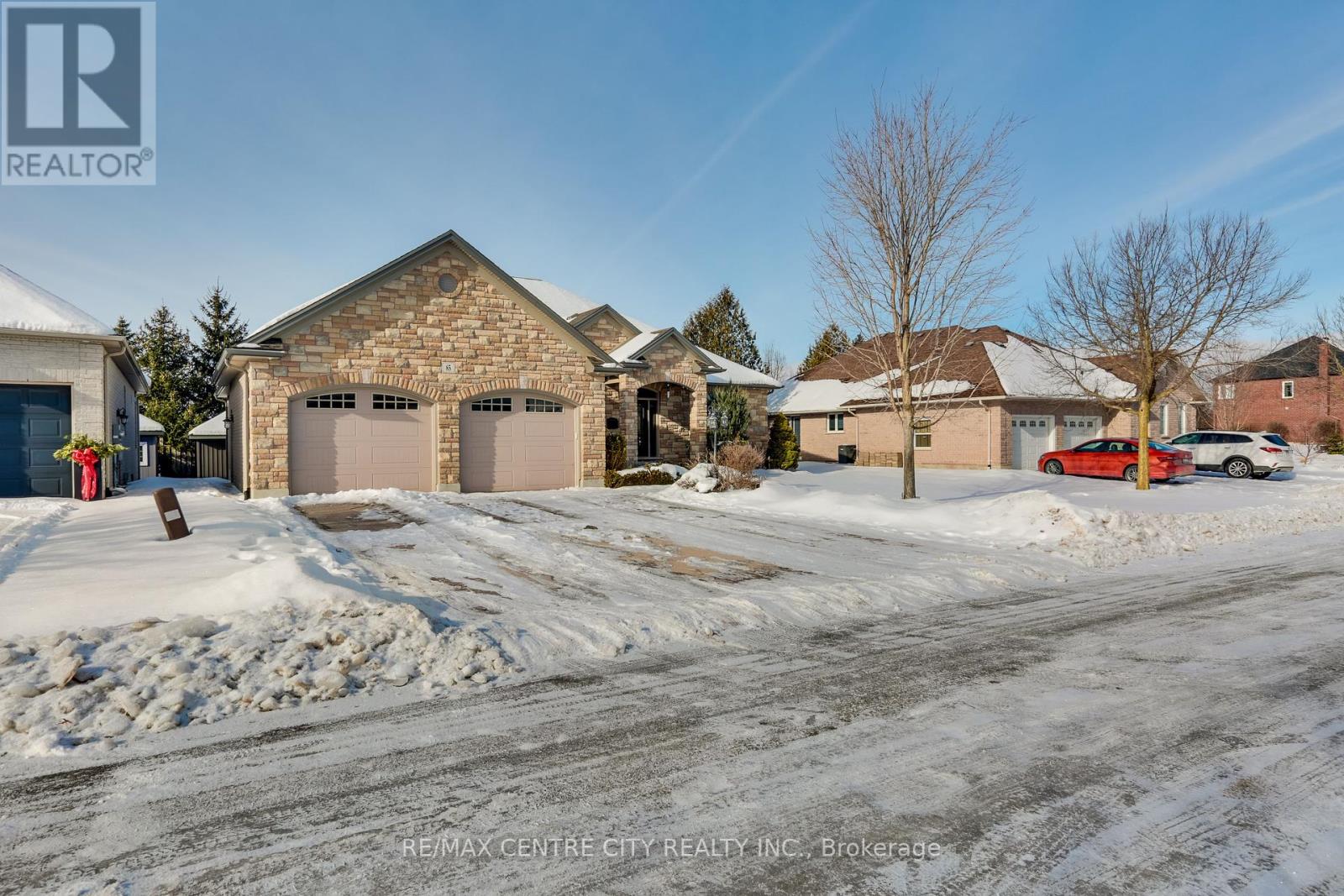 Property at 85 PRINCE OF WALES GATE image 4