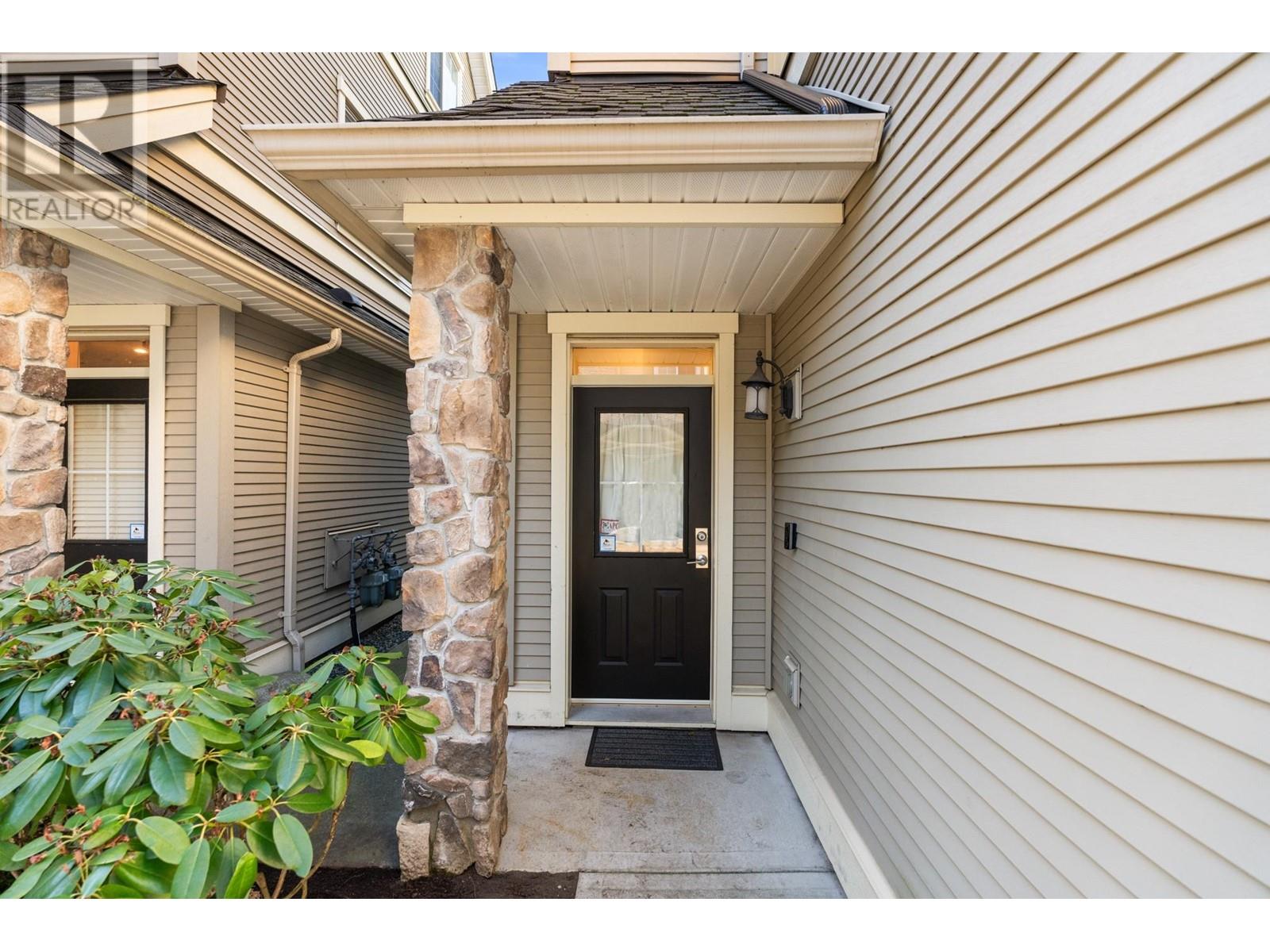 Listing Picture 3 of 34 : 31 7171 STEVESTON HIGHWAY, Richmond / 烈治文 - 魯藝地產 Yvonne Lu Group - MLS Medallion Club Member