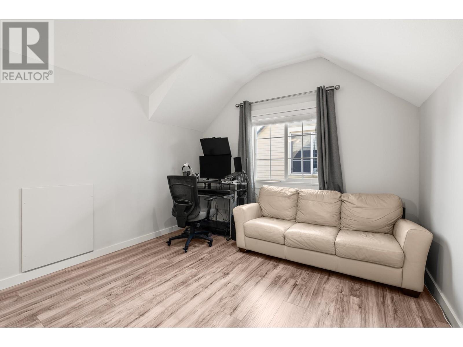 Listing Picture 25 of 34 : 31 7171 STEVESTON HIGHWAY, Richmond / 烈治文 - 魯藝地產 Yvonne Lu Group - MLS Medallion Club Member