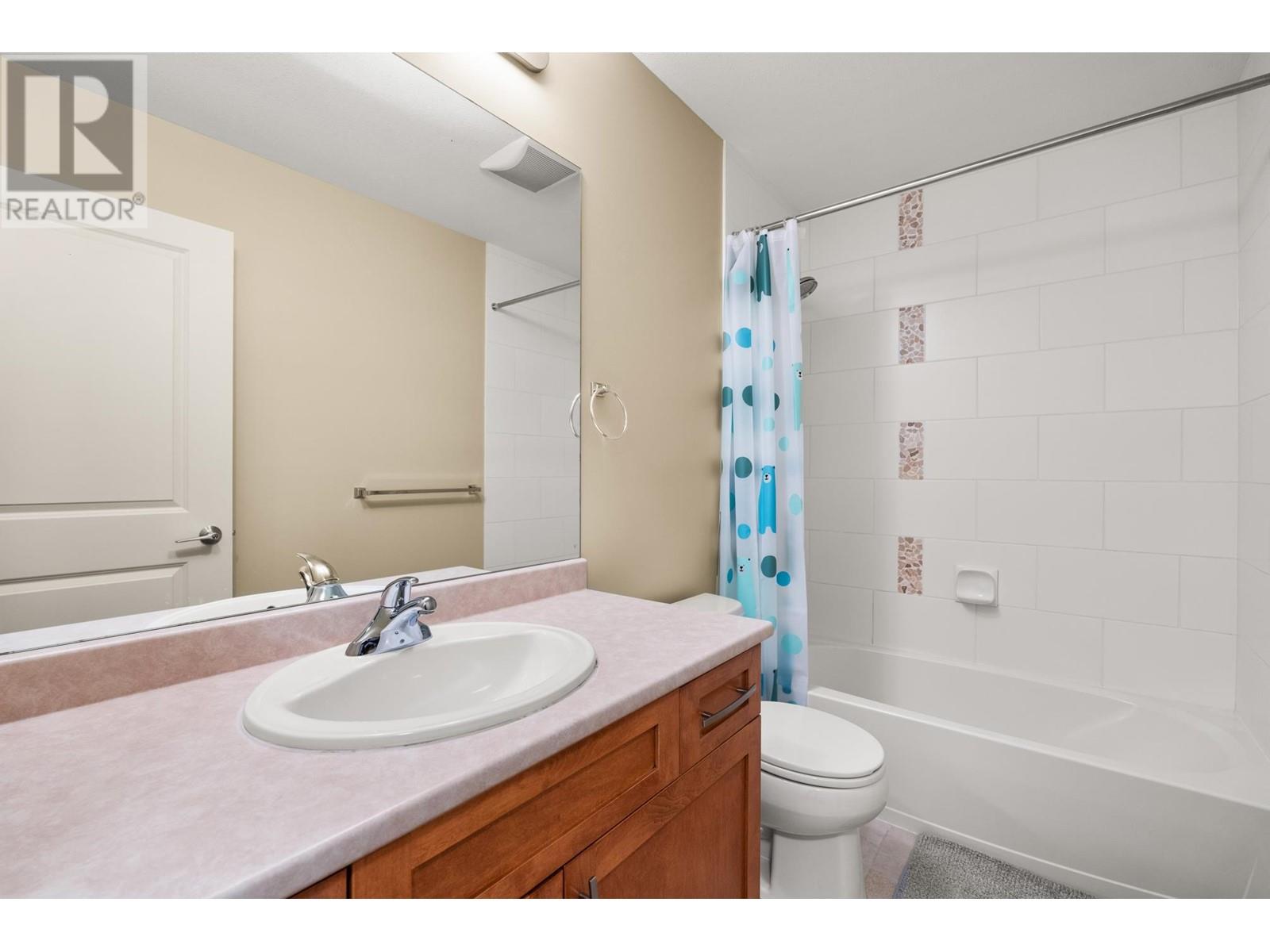 Listing Picture 20 of 34 : 31 7171 STEVESTON HIGHWAY, Richmond / 烈治文 - 魯藝地產 Yvonne Lu Group - MLS Medallion Club Member