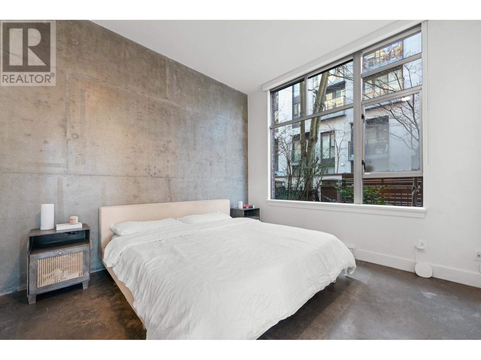 Listing Picture 18 of 40 : 113 2635 PRINCE EDWARD STREET, Vancouver / 溫哥華 - 魯藝地產 Yvonne Lu Group - MLS Medallion Club Member