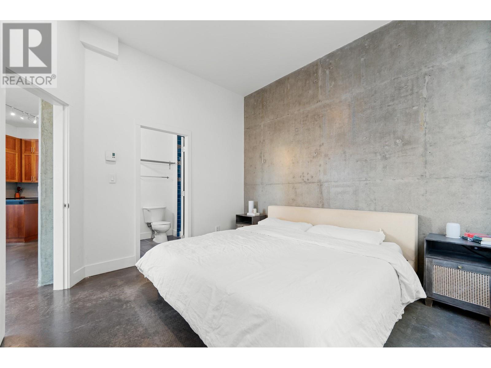 Listing Picture 19 of 40 : 113 2635 PRINCE EDWARD STREET, Vancouver / 溫哥華 - 魯藝地產 Yvonne Lu Group - MLS Medallion Club Member