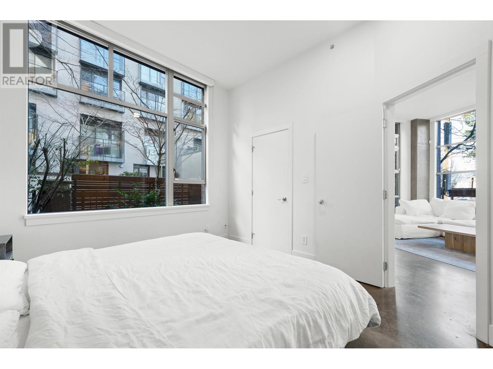 Listing Picture 23 of 40 : 113 2635 PRINCE EDWARD STREET, Vancouver / 溫哥華 - 魯藝地產 Yvonne Lu Group - MLS Medallion Club Member